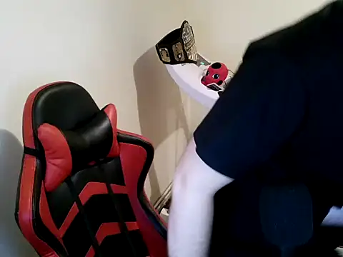 KingAdonisss online show from October 14, 2025, 10:42 pm