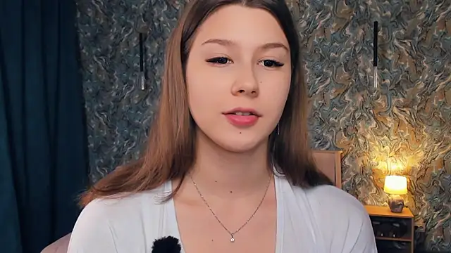 Snapshot of MondoNeko chatting on November 22, 2025, 7:18 am MondoNeko online show from November 22, 2025, 7:18 am