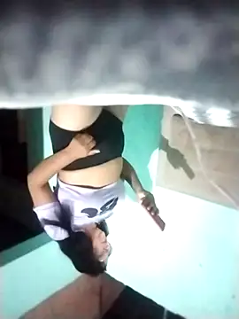 Snapshot of _LunaSweet chatting on October 2, 2025, 1:20 am LunaSweet online show from October 2, 2025, 1:20 am