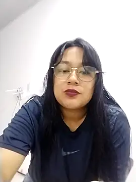 Snapshot of _LunaSweet chatting on October 1, 2025, 12:16 am LunaSweet online show from October 1, 2025, 12:16 am