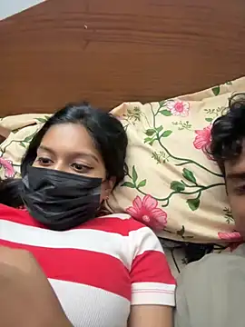 Christy2011 online show from October 3, 2025, 3:24 pm