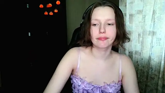 Diana-back online show from December 21, 2025, 11:12 am