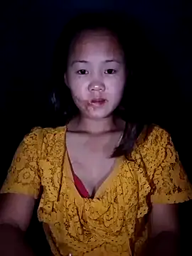 Snapshot of Alice_wo chatting on October 3, 2025, 9:27 pm Alice wo online show from October 3, 2025, 9:27 pm