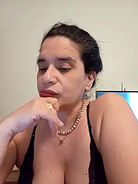 MoritaSalvaj online show from November 14, 2025, 1:31 am