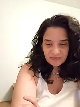 MoritaSalvaj online show from October 17, 2025, 10:33 pm