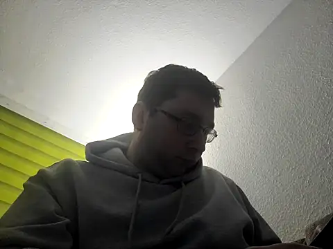 Snapshot of stivi2526 chatting on November 11, 2025, 8:14 pm stivi2526 online show from November 11, 2025, 8:14 pm