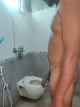 Hhhggghrrr3219 online show from March 28, 2026, 11:22 am