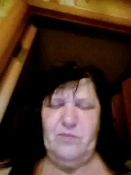 Apeesynka55211 online show from May 26, 2026, 2:09 am