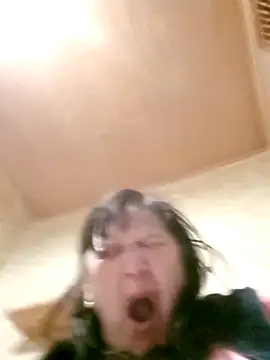 Snapshot of Apeesynka55211 chatting on February 23, 2026, 8:53 pm Apeesynka55211 online show from February 23, 2026, 8:53 pm