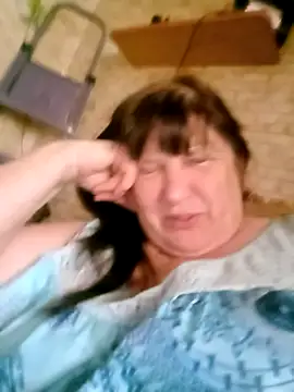 Apeesynka55211 online show from May 10, 2026, 11:58 am
