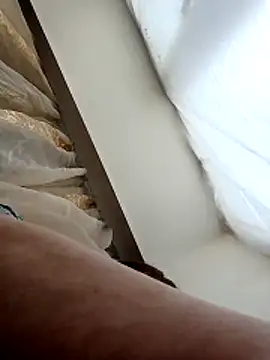 Snapshot of Apeesynka55211 chatting on February 21, 2026, 9:22 am Apeesynka55211 online show from February 21, 2026, 9:22 am