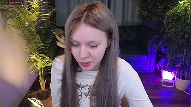 Snapshot of kitten_murray_ chatting on February 7, 2026, 2:03 pm kitten murray online show from February 7, 2026, 2:03 pm