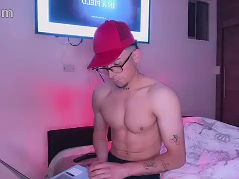 strongManLatino online show from October 6, 2025, 12:56 am