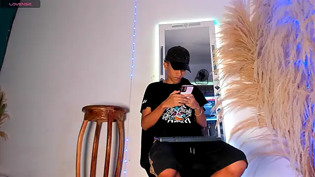 milo crave online show from October 8, 2025, 12:39 pm