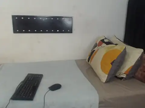 Black-RoseX online show from November 13, 2025, 7:34 am