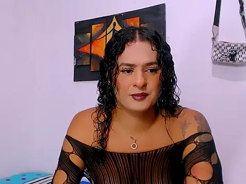 Snapshot of horny_val_ chatting on November 7, 2025, 5:12 am horny val online show from November 7, 2025, 5:12 am