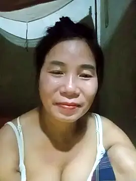 Snapshot of meomeo-baby chatting on October 14, 2025, 4:51 pm meomeo-baby online show from October 14, 2025, 4:51 pm