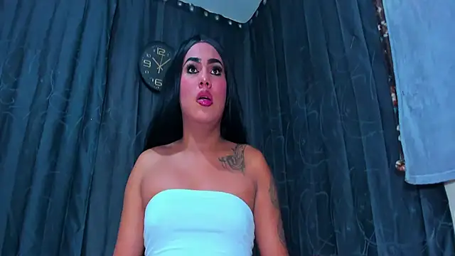 RobertaxGutierrez online show from February 4, 2026, 1:17 pm