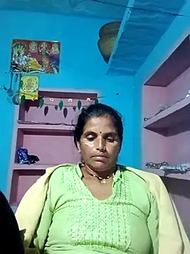 Mohni cute online show from October 31, 2025, 4:03 pm