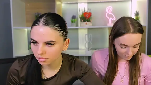 isla dior online show from February 23, 2026, 7:25 pm