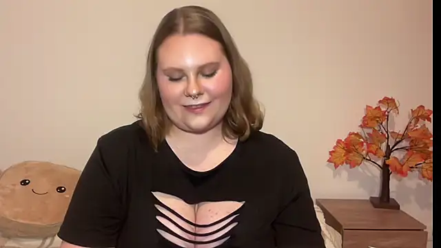 Snapshot of BriannaFlirty chatting on November 22, 2025, 8:08 pm BriannaFlirty online show from November 22, 2025, 8:08 pm