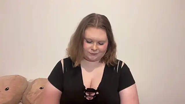 Snapshot of BriannaFlirty chatting on November 9, 2025, 7:45 am BriannaFlirty online show from November 9, 2025, 7:45 am