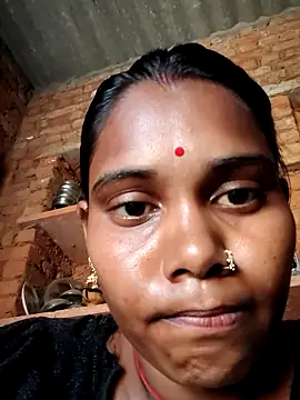 Katrina kaif143 online show from October 4, 2025, 4:58 am