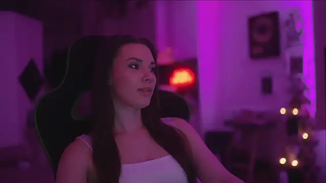 CandyStorm online show from April 4, 2026, 10:27 pm