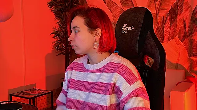 MarcelineChi online show from February 12, 2026, 5:18 am