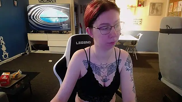 TattooedGirls online show from November 3, 2025, 7:35 am