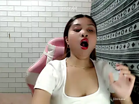 pinay old lover online show from October 15, 2025, 3:38 am