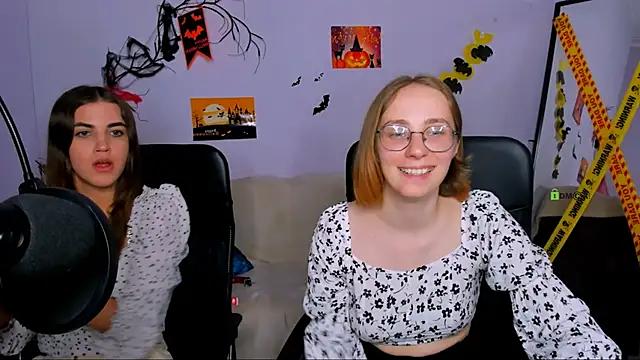 Snapshot of lina_fox12 chatting on October 28, 2025, 5:12 pm lina fox12 online show from October 28, 2025, 5:12 pm