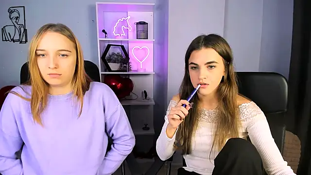 Snapshot of lina_fox12 chatting on November 14, 2025, 1:26 pm lina fox12 online show from November 14, 2025, 1:26 pm