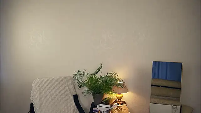 Snapshot of JanellHousen chatting on October 22, 2025, 5:29 am JanellHousen online show from October 22, 2025, 5:29 am