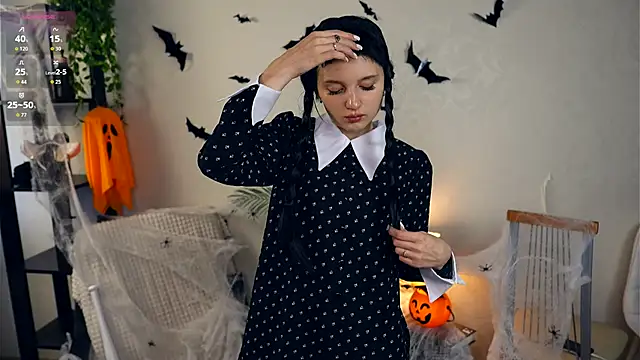 Snapshot of JanellHousen chatting on October 31, 2025, 5:26 am JanellHousen online show from October 31, 2025, 5:26 am