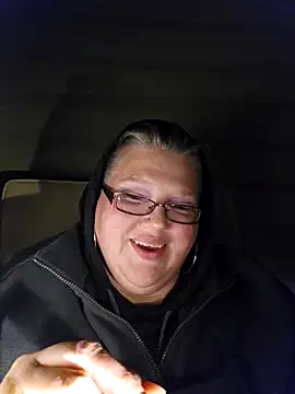 Snapshot of Budd_Bunney chatting on October 15, 2025, 3:38 am Budd Bunney online show from October 15, 2025, 3:38 am