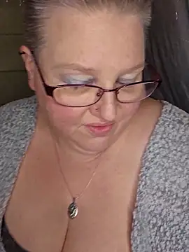 Snapshot of Budd_Bunney chatting on February 14, 2026, 3:29 am Budd Bunney online show from February 14, 2026, 3:29 am