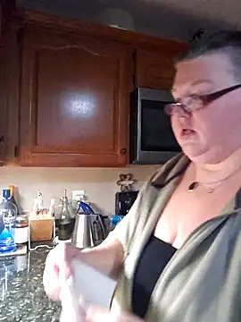 Snapshot of Budd_Bunney chatting on November 10, 2025, 7:52 pm Budd Bunney online show from November 10, 2025, 7:52 pm