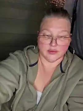 Snapshot of Budd_Bunney chatting on February 28, 2026, 1:27 am Budd Bunney online show from February 28, 2026, 1:27 am