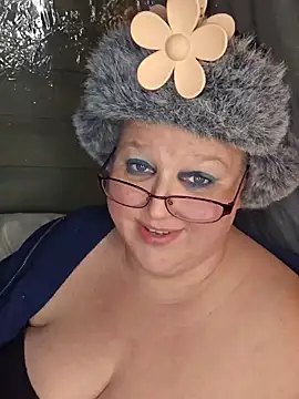 Snapshot of Budd_Bunney chatting on February 8, 2026, 6:22 am Budd Bunney online show from February 8, 2026, 6:22 am