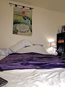 Snapshot of Budd_Bunney chatting on October 18, 2025, 7:43 am Budd Bunney online show from October 18, 2025, 7:43 am