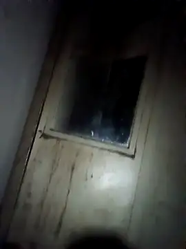 puneriboy32 online show from November 12, 2025, 8:23 pm