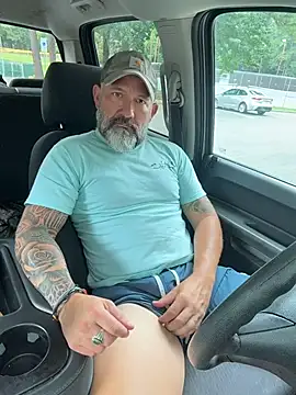 Snapshot of fuckadilf chatting on July 18, 2026, 4:26 pm fuckadilf online show from July 18, 2026, 4:26 pm