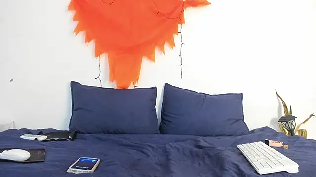 Ainoa Pink online show from October 29, 2025, 8:08 pm