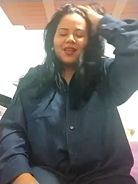 Snapshot of Tania_cruz_ chatting on November 11, 2025, 4:18 am Tania cruz online show from November 11, 2025, 4:18 am