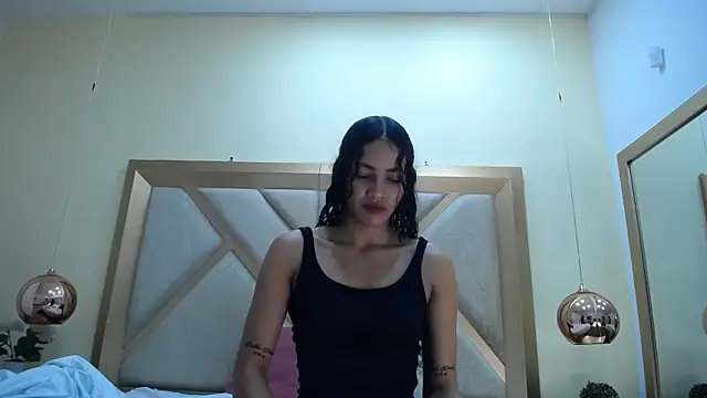 Megan Siner online show from December 19, 2025, 12:40 pm