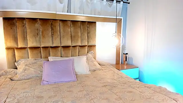 Snapshot of SamyShark chatting on February 14, 2026, 5:29 am SamyShark online show from February 14, 2026, 5:29 am