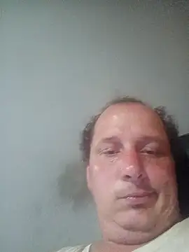 Snapshot of macKnd chatting on October 26, 2025, 9:53 am macKnd online show from October 26, 2025, 9:53 am