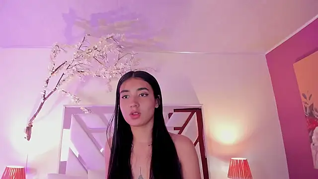 cloe taylor   online show from December 13, 2025, 8:15 pm