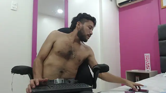 Juan FelipeX01 online show from October 29, 2025, 3:11 pm